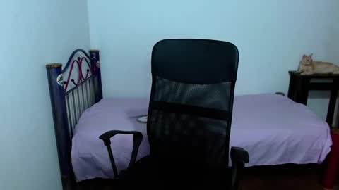      0600AM-1100AM - online show from September 10, 3:17 am