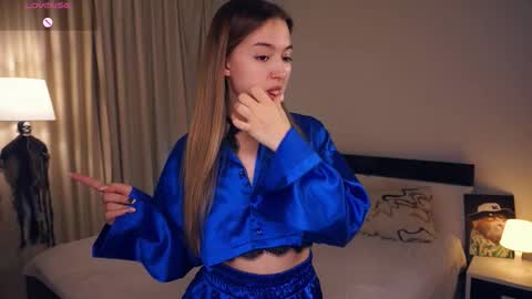 Leya Day Mary Night   PvT Open online show from November 4, 7:02 pm