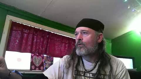 hippiedad333 online show from March 22, 10:02 pm