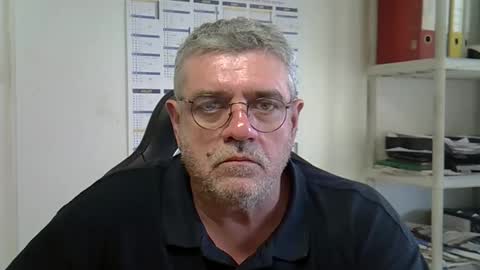 Snapshot of hippopotame17 chatting on December 2, 2:30 pm hippo online show from December 2, 2:30 pm