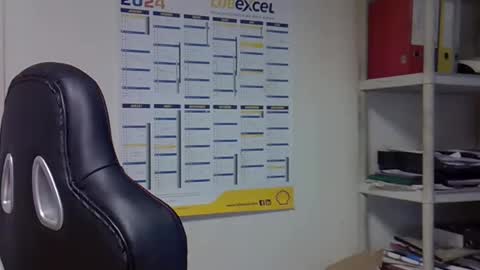 Snapshot of hippopotame17 chatting on December 6, 3:55 pm hippo online show from December 6, 3:55 pm