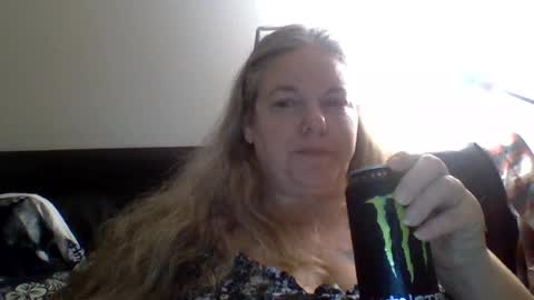 Snapshot of hippysnewhere chatting on July 21, 8:38 am hippysnewhere online show from July 21, 8:38 am