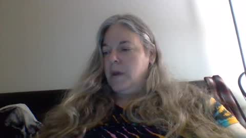 Snapshot of hippysnewhere chatting on July 25, 9:51 am hippysnewhere online show from July 25, 9:51 am