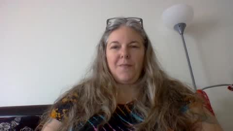 Snapshot of hippysnewhere chatting on July 25, 9:56 pm hippysnewhere online show from July 25, 9:56 pm