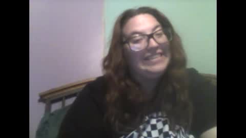 Snapshot of hisandhers428 chatting on April 7, 1:44 pm Hisandhers428 online show from April 7, 1:44 pm