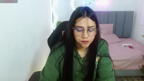  hisis  online show from September 28, 11:48 am