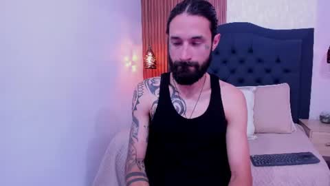 Snapshot of hisoka_0 chatting on June 12, 7:57 pm Hisoka online show from June 12, 7:57 pm