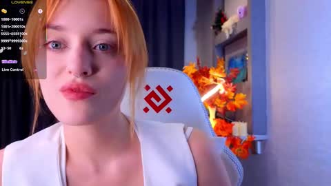 Ella online show from November 7, 6:19 pm