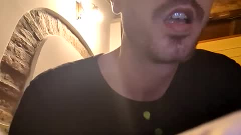 Snapshot of hitmenoww chatting on February 19, 1:12 am hitmenoww online show from February 19, 1:12 am