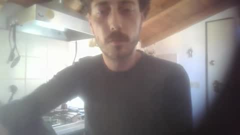 Snapshot of hitmenoww chatting on April 8, 1:44 pm hitmenoww online show from April 8, 1:44 pm