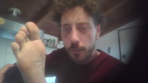 Snapshot of hitmenoww chatting on April 12, 8:52 am hitmenoww online show from April 12, 8:52 am