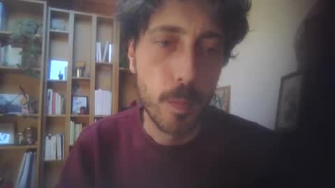 Snapshot of hitmenoww chatting on May 7, 10:20 am hitmenoww online show from May 7, 10:20 am