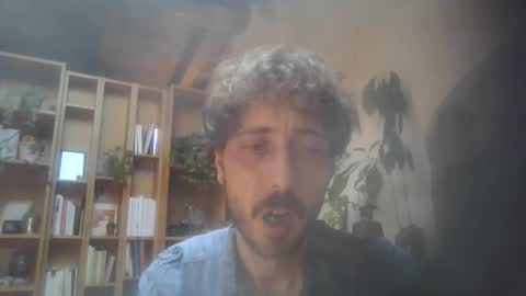Snapshot of hitmenoww chatting on May 28, 11:07 am hitmenoww online show from May 28, 11:07 am