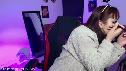 Hitomi Arata online show from January 19, 3:54 am