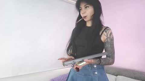 hiyakasudere_ online show from October 30, 6:41 pm