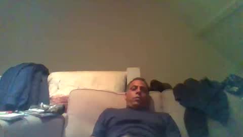 robbyr online show from November 24, 12:10 am