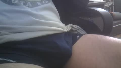 Snapshot of hlavoe33 chatting on November 9, 6:06 pm Hlavoe online show from November 9, 6:06 pm