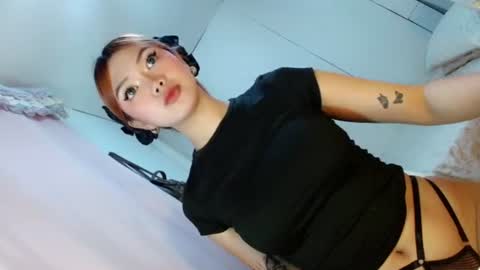 Snapshot of hoelychess chatting on July 19, 3:16 pm welcome here guys online show from July 19, 3:16 pm