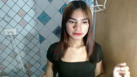 Snapshot of hoelykarina chatting on February 22, 10:36 am Karina3 online show from February 22, 10:36 am