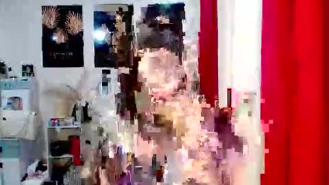 hoelymarie online show from May 31, 11:28 am