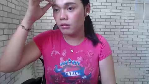Snapshot of hoelymelissaa chatting on May 27, 3:25 am Melissa3 online show from May 27, 3:25 am