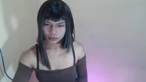 Snapshot of hoelyrafaela chatting on May 19, 7:37 am Rafaela3 online show from May 19, 7:37 am