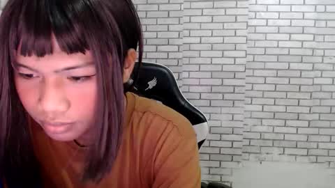 Snapshot of hoelyrafaela chatting on May 28, 2:25 pm Rafaela3 online show from May 28, 2:25 pm