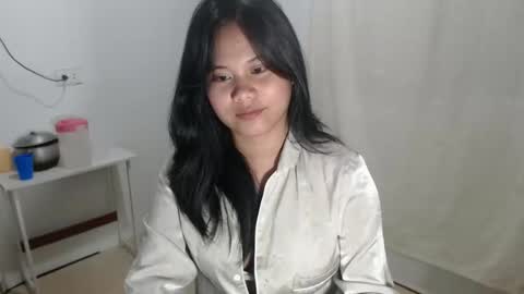 Snapshot of hoelyzhuxinn chatting on May 10, 2:44 pm Zhuxinn3 online show from May 10, 2:44 pm