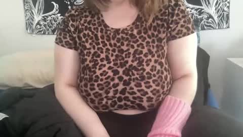 Snapshot of hoestoes915 chatting on March 2, 3:59 pm Stacey online show from March 2, 3:59 pm