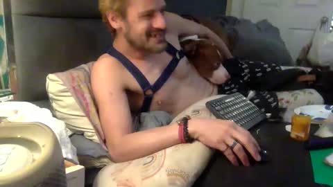 hoffman0189 online show from March 25, 4:40 am