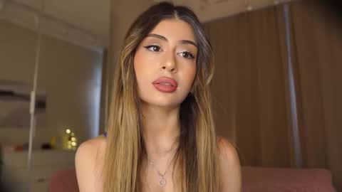 Moni Monica online show from February 15, 8:02 am