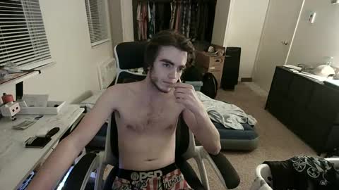 Snapshot of holdmybock chatting on February 23, 8:49 am holdmybock online show from February 23, 8:49 am