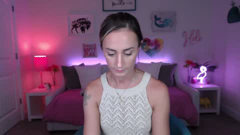 Holi Hurricane online show from September 10, 3:17 am