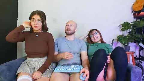 Snapshot of holly_and_honey_69 chatting on January 7, 2:30 pm Holly and Honey online show from January 7, 2:30 pm