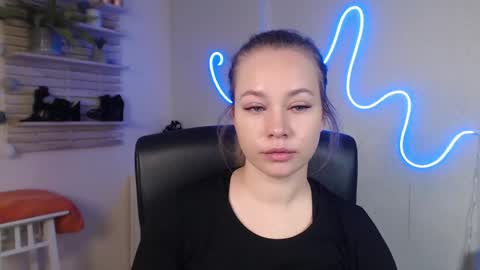 Holly online show from December 31, 10:15 am