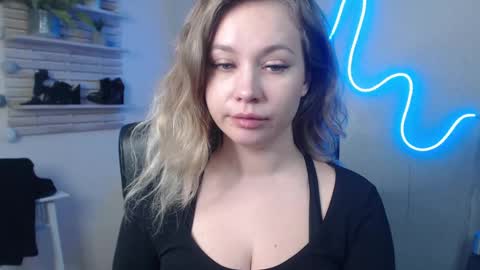 Holly online show from January 7, 10:32 am