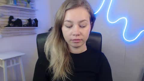 Holly online show from January 28, 10:56 am