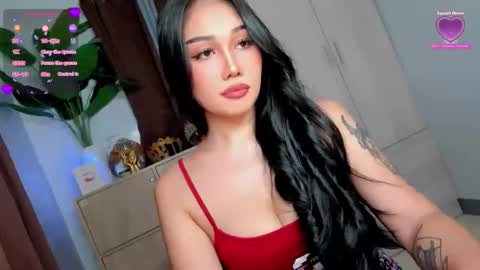 Snapshot of holly_preciousxx chatting on May 28, 3:04 am Hi Im Precious online show from May 28, 3:04 am