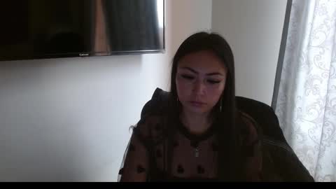 Holly online show from February 15, 5:42 pm