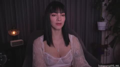 Holly Linder online show from February 11, 12:48 am