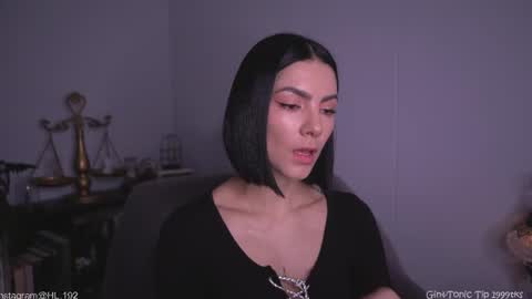 Snapshot of hollylinder_ chatting on August 8, 2:14 am Holly Linder online show from August 8, 2:14 am