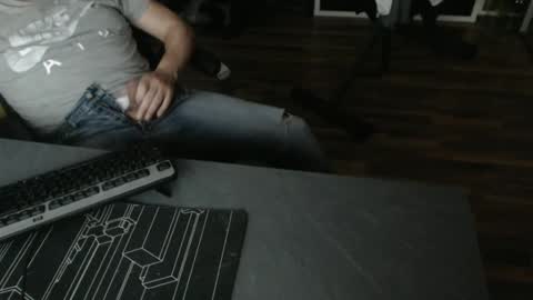 Snapshot of hollymollysucker chatting on February 17, 5:32 pm hollymollysucker online show from February 17, 5:32 pm