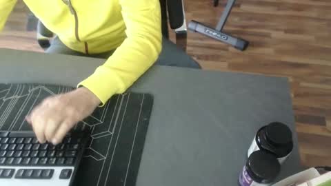 Snapshot of hollymollysucker chatting on February 28, 1:03 pm hollymollysucker online show from February 28, 1:03 pm