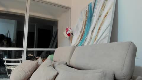 hollyshit_ online show from December 2, 1:58 am