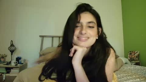 Snapshot of hollyshit_ chatting on July 2, 3:23 am hollyshit_ online show from July 2, 3:23 am
