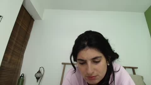 Snapshot of hollyshit_ chatting on July 24, 12:52 am hollyshit_ online show from July 24, 12:52 am
