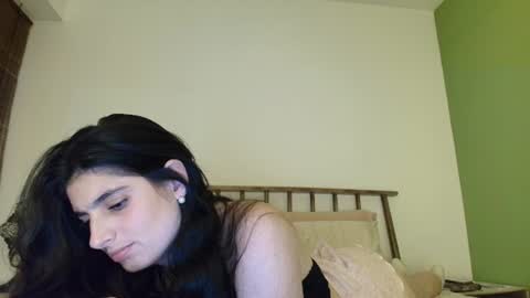 Snapshot of hollyshit_ chatting on July 27, 12:39 am hollyshit_ online show from July 27, 12:39 am