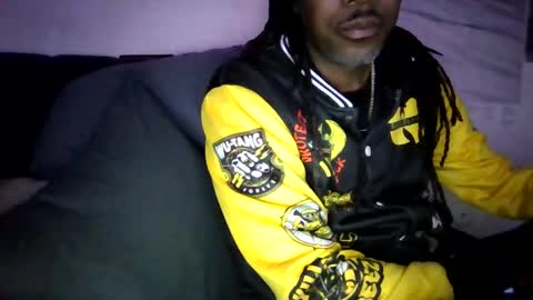 hollywoodbobby online show from February 16, 1:24 am