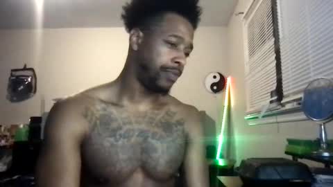 HOLLYWOODSEXXX online show from March 14, 4:07 am