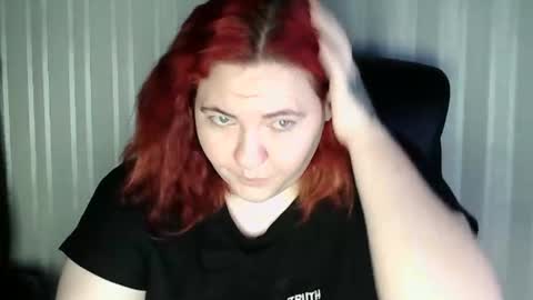 HollyXEva online show from January 18, 4:05 am